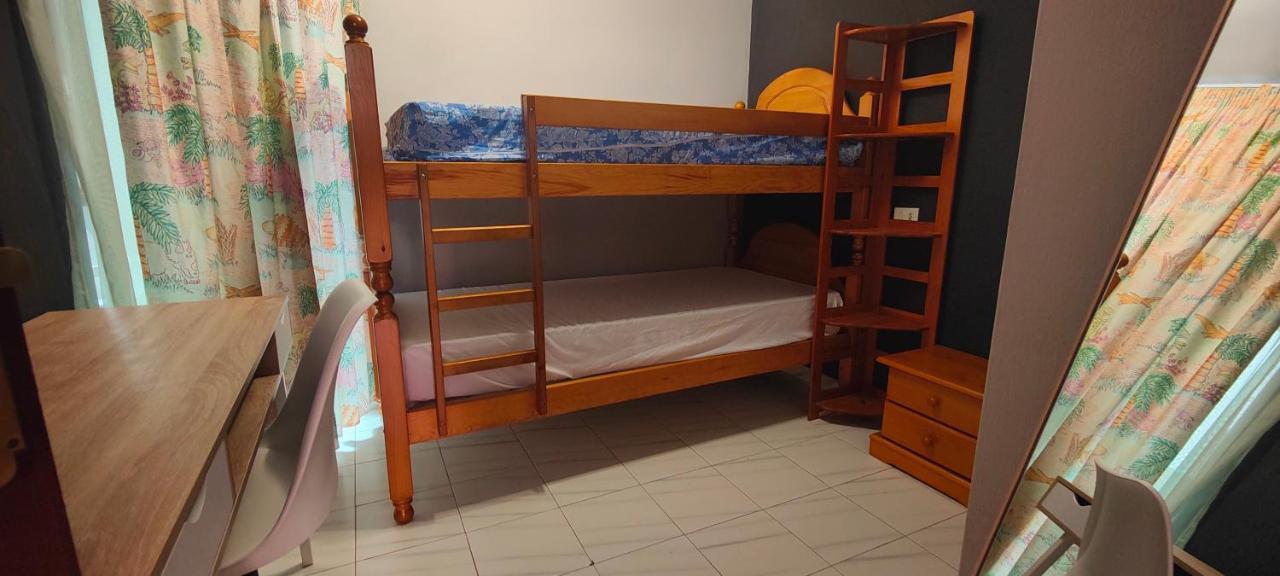 Апартаменты Apartamento Brisas Del Medano Экстерьер фото